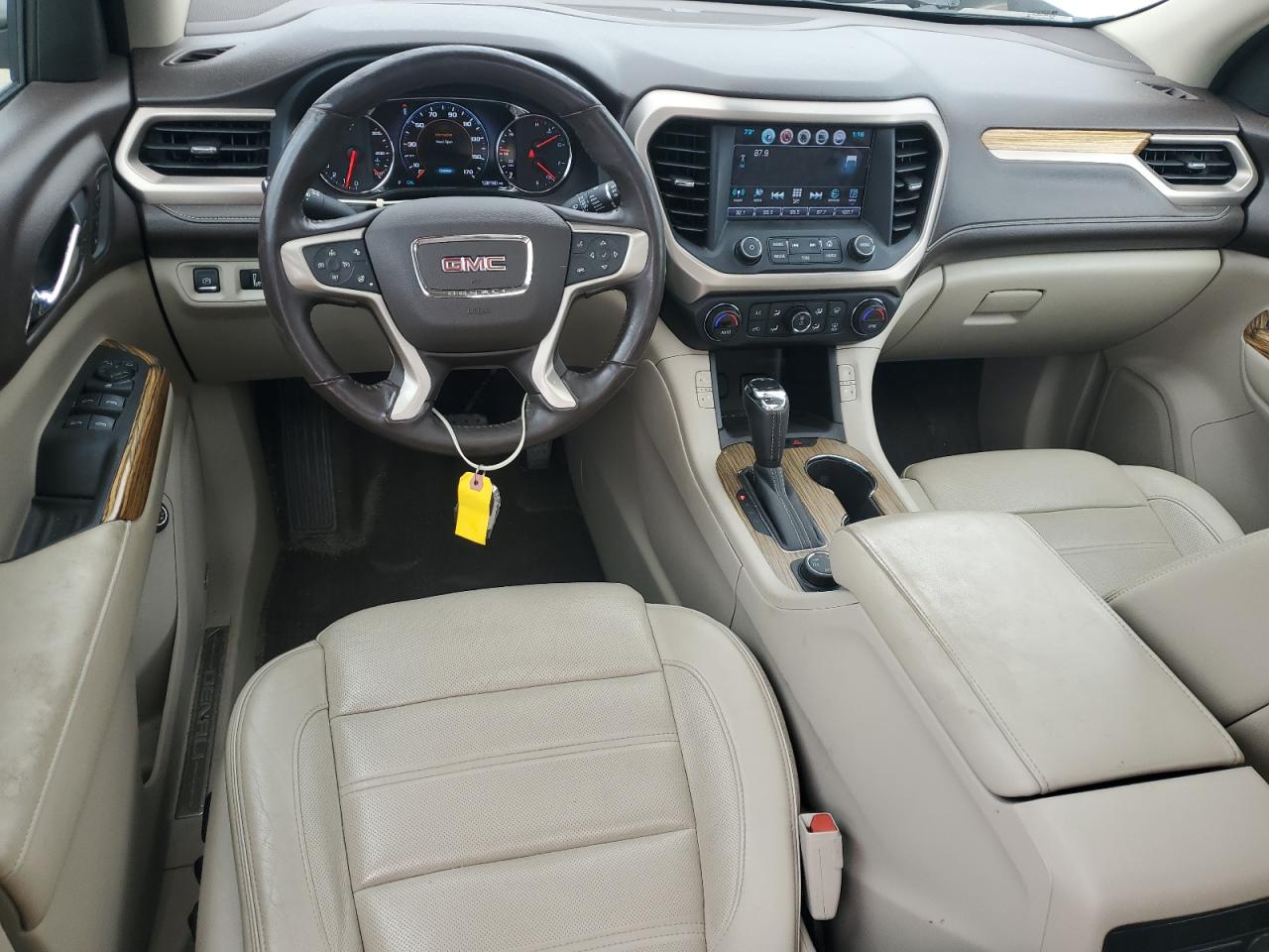 2017 GMC Acadia - Image 8
