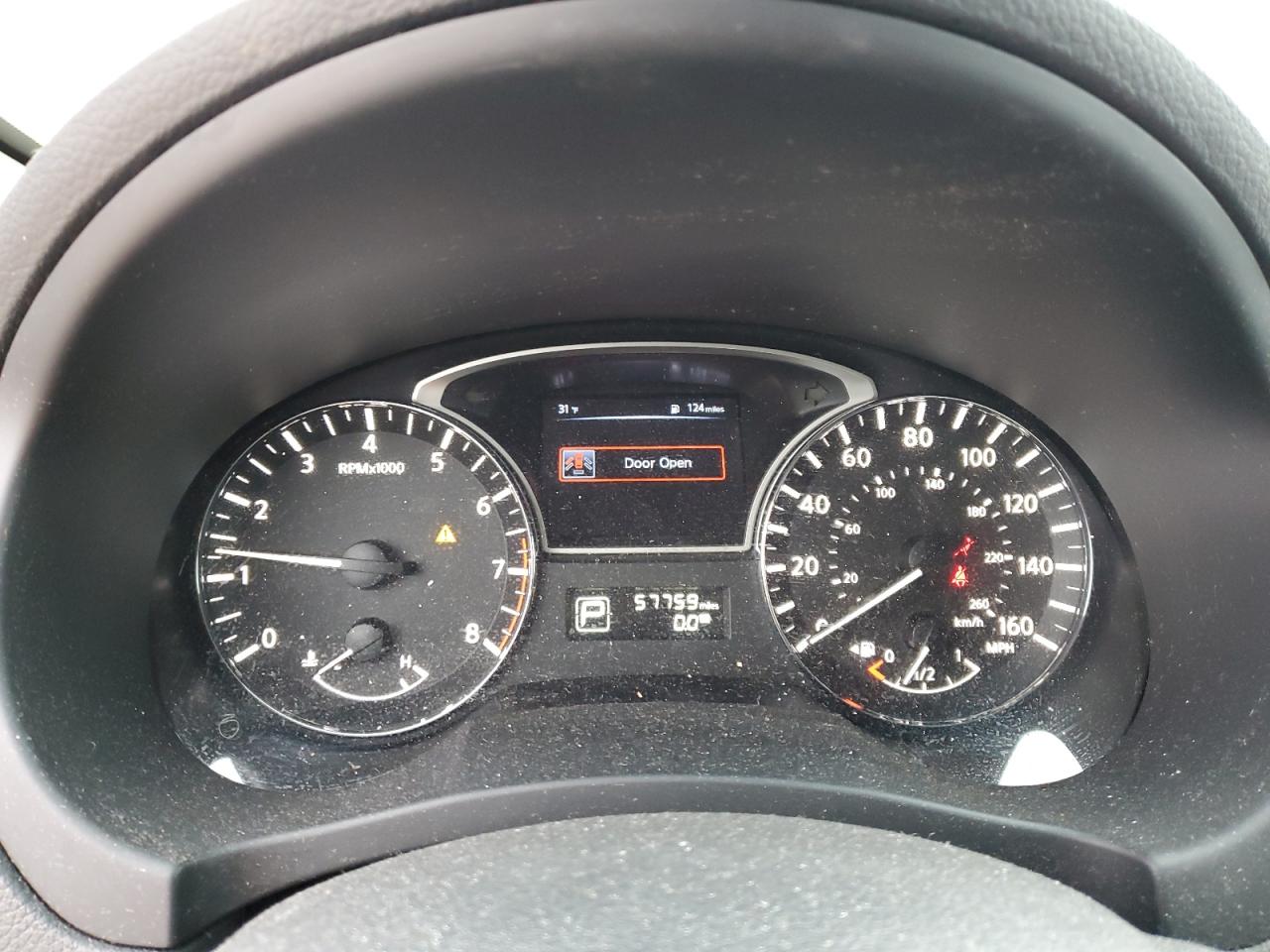 2015 Nissan Altima - Image 9
