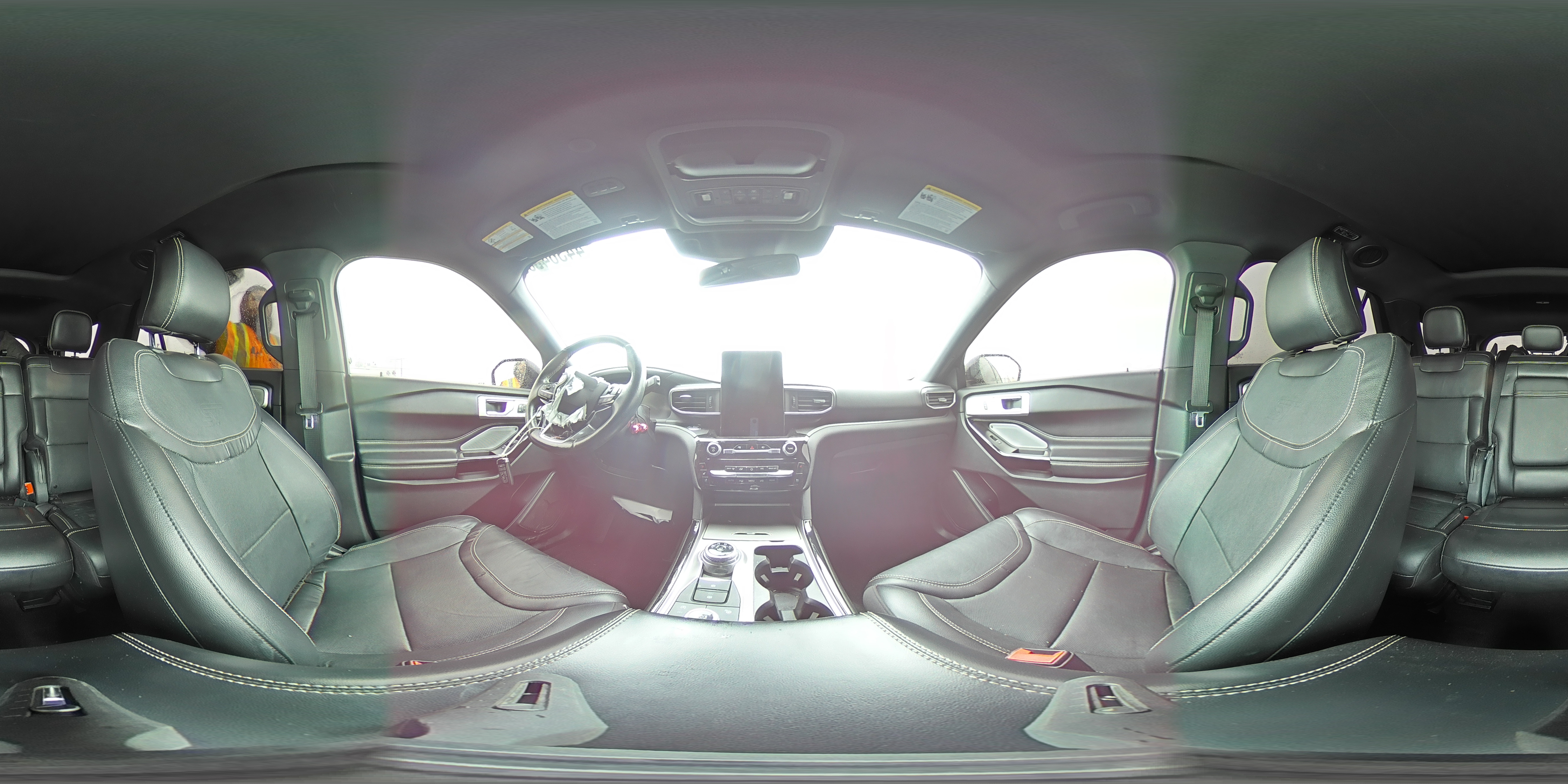 2021 Ford Explorer - Image 14