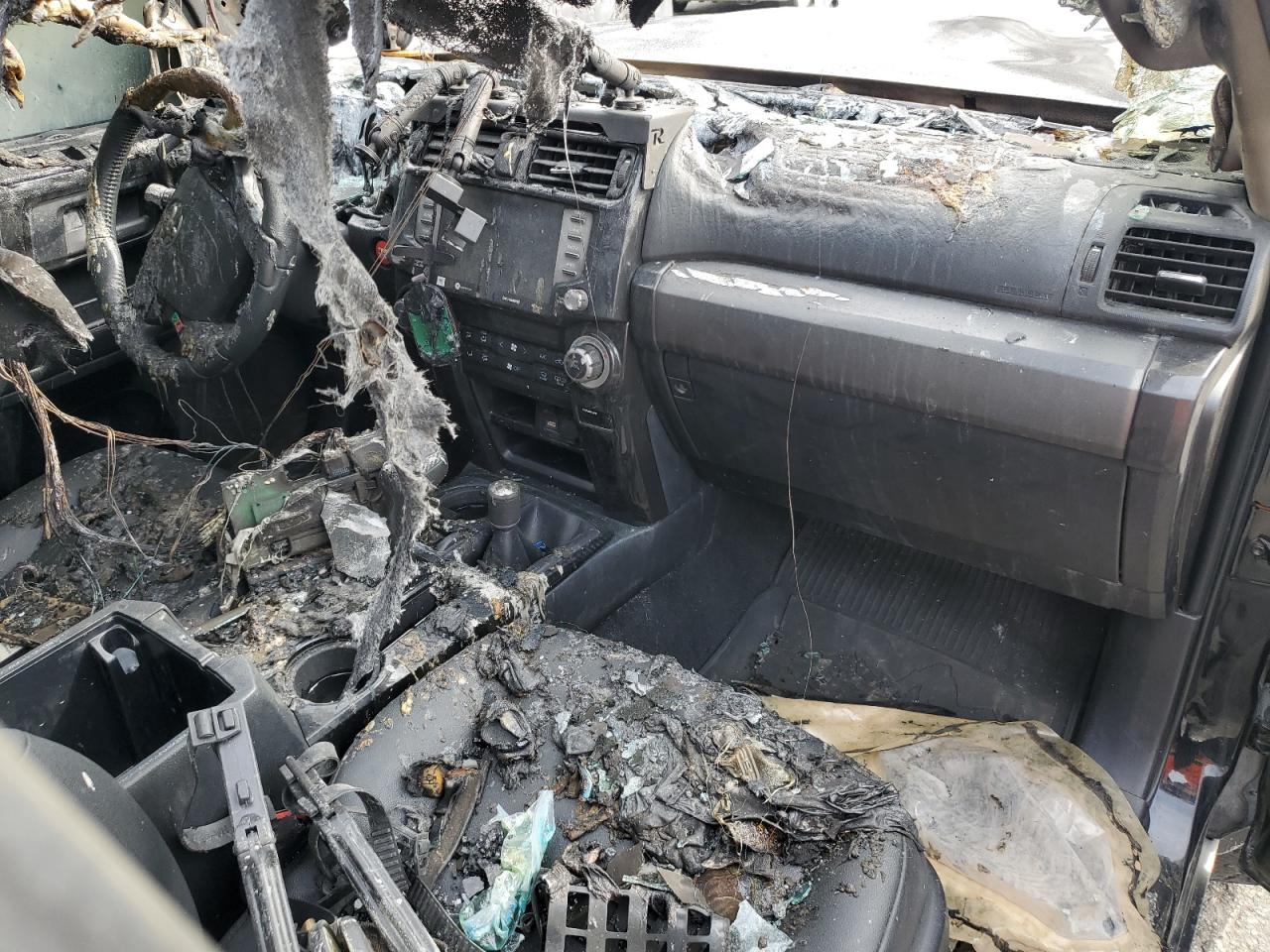 2020 Toyota 4Runner Sr5/Sr5 Premium VIN: JTEBU5JR9L5791980 Lot: 45609055