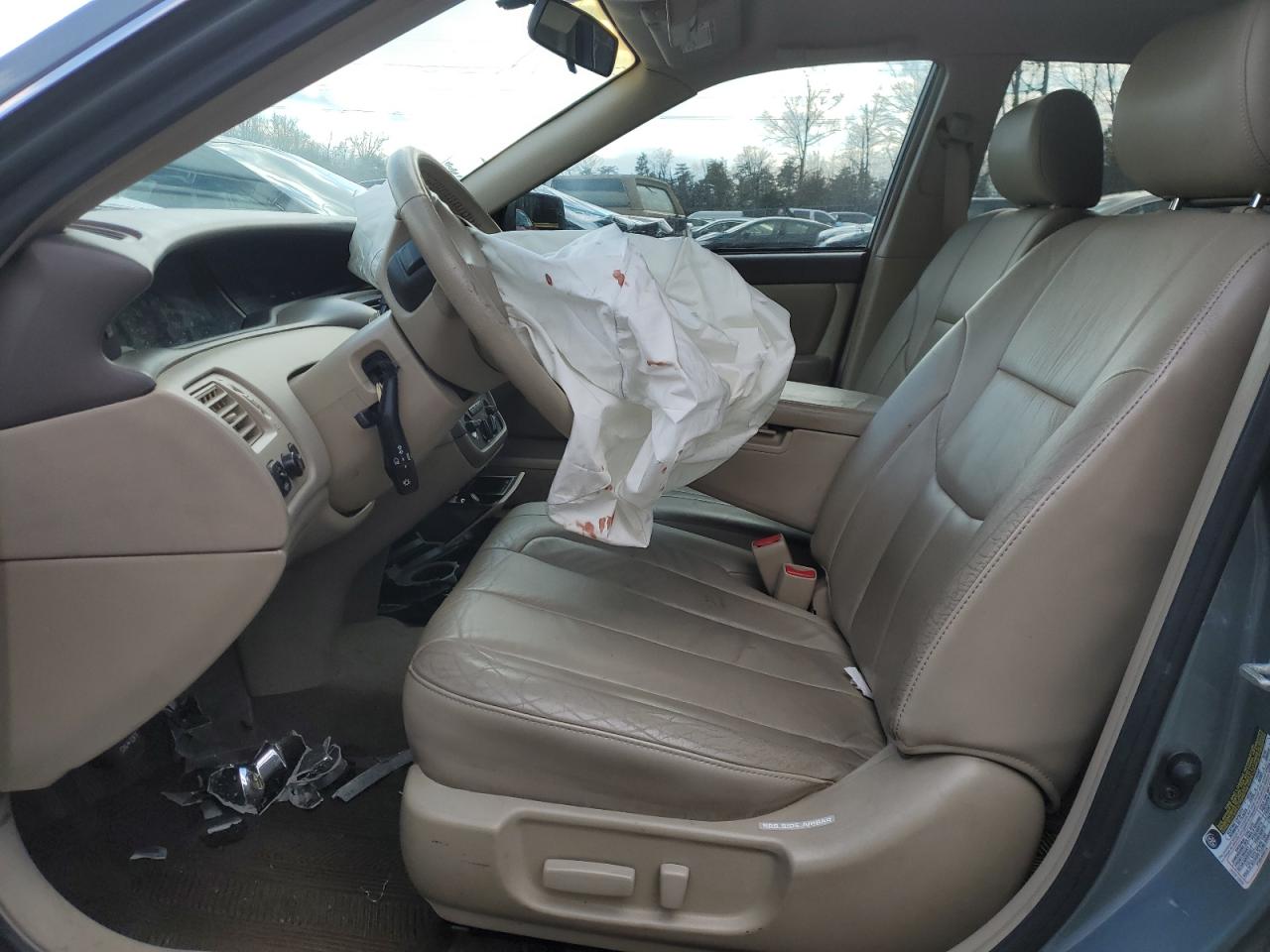 2004 Toyota Avalon - Image 7