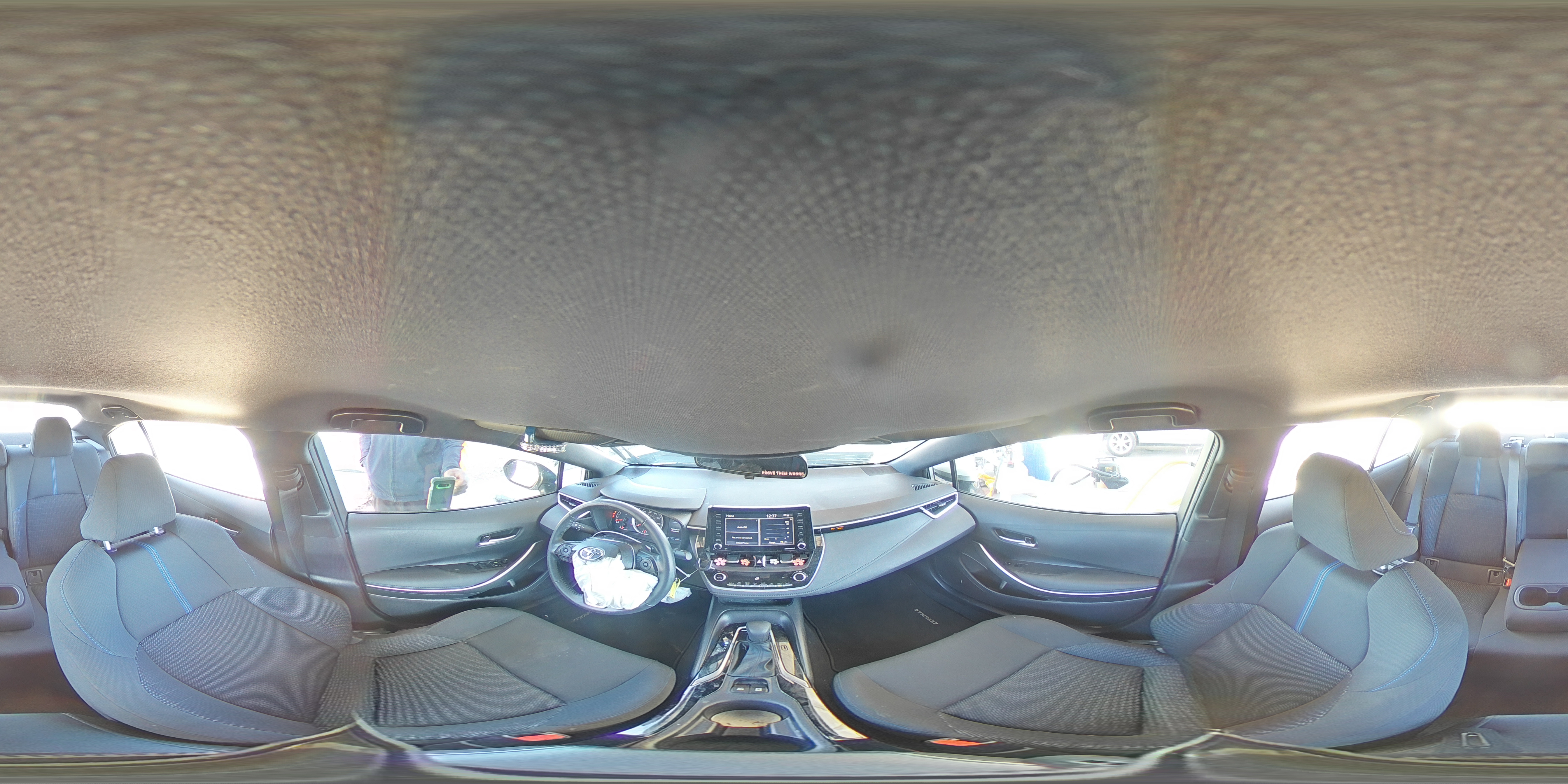 2022 Toyota Corolla - Image 13