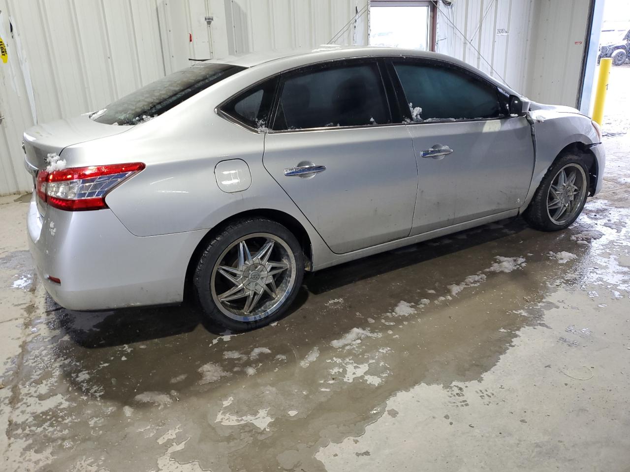 2014 Nissan Sentra - Image 3