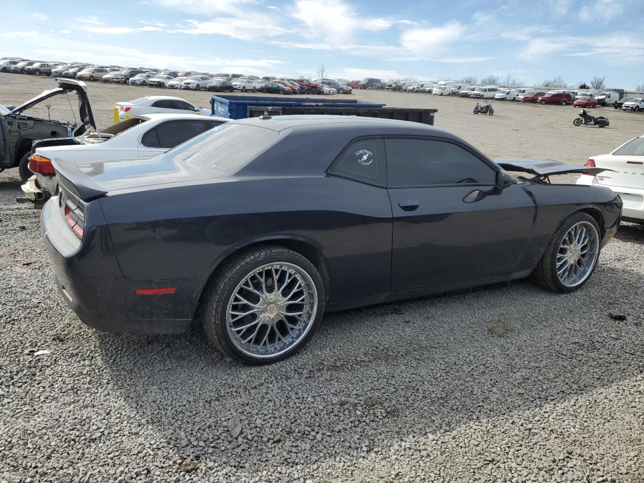 2019 Dodge Challenger - Image 3