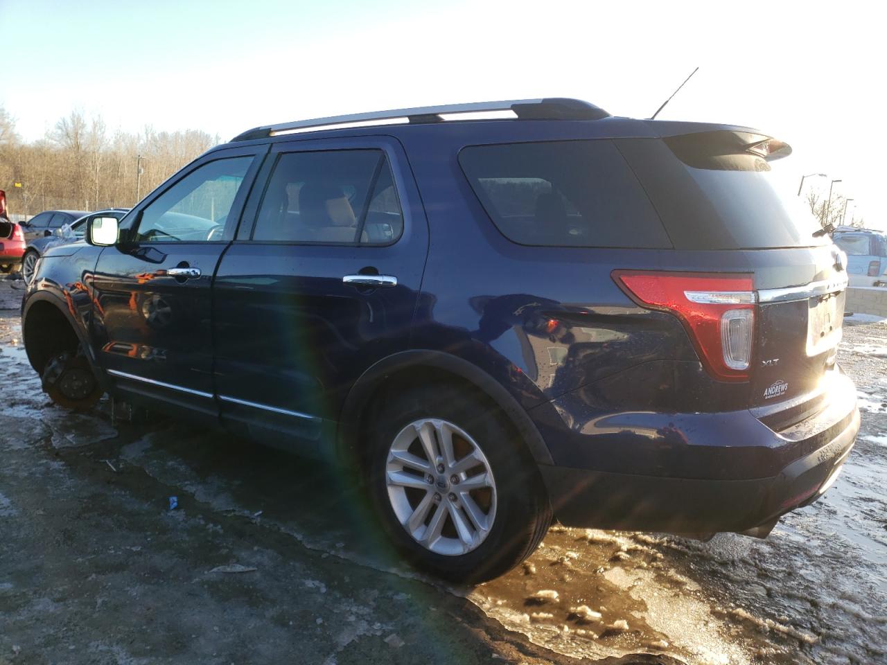 2011 Ford Explorer - Image 2