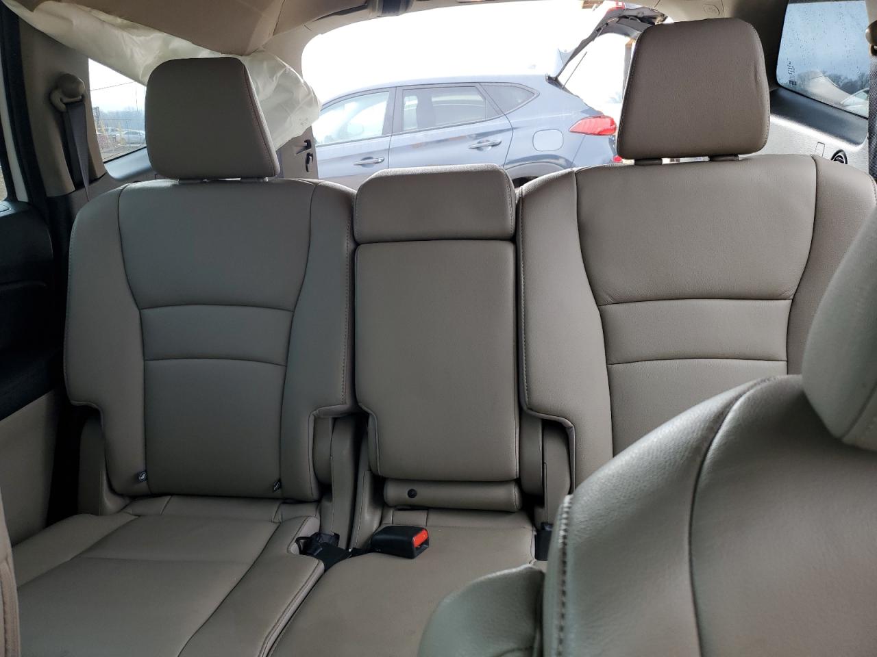 2016 Honda Pilot - Image 10
