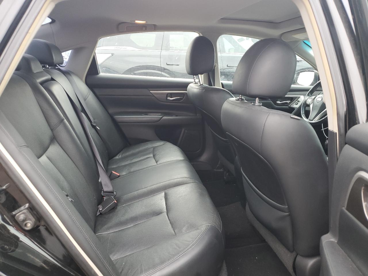 2013 Nissan Altima - Image 10