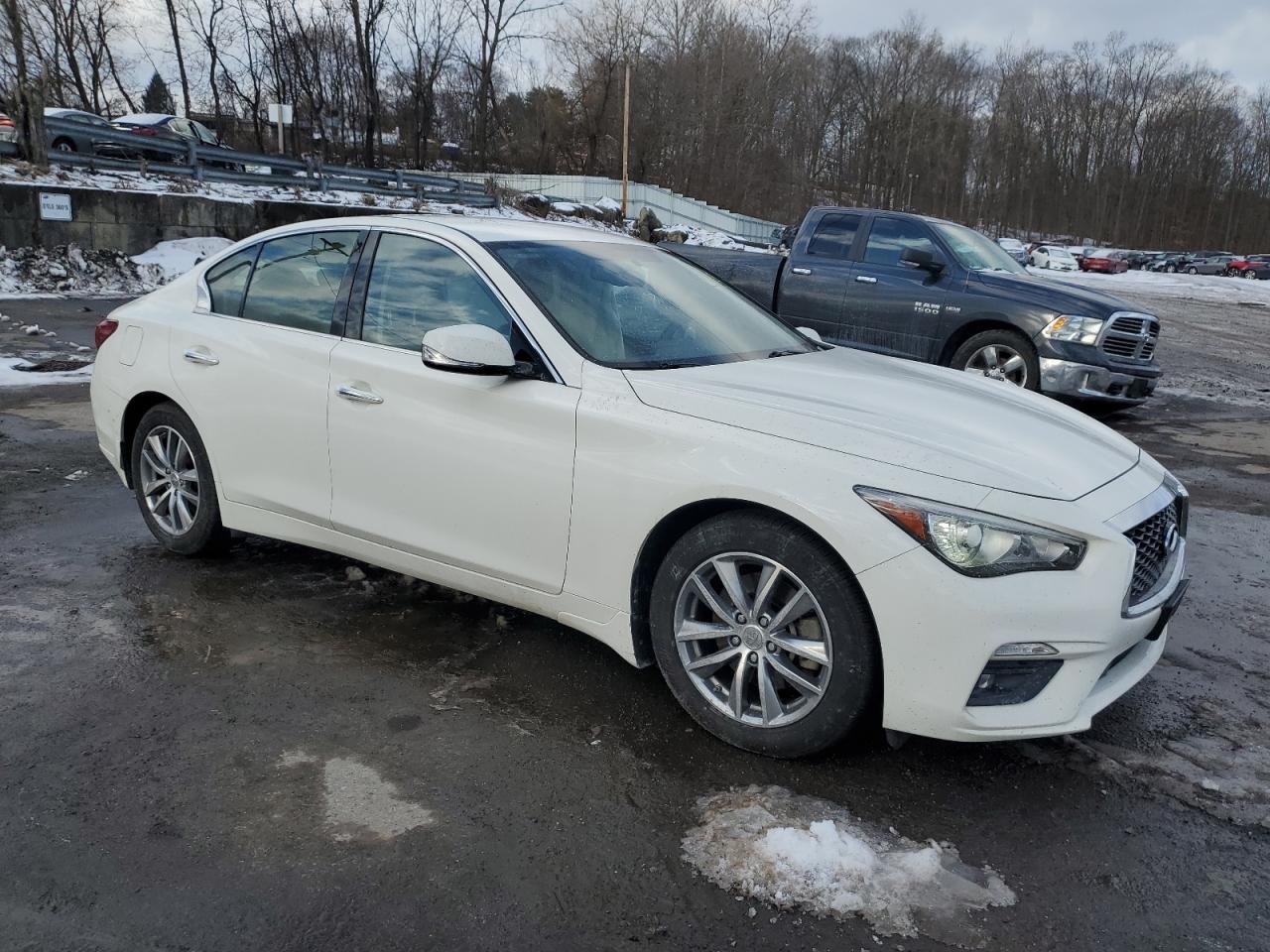 2021 Infiniti Q50 - Image 4