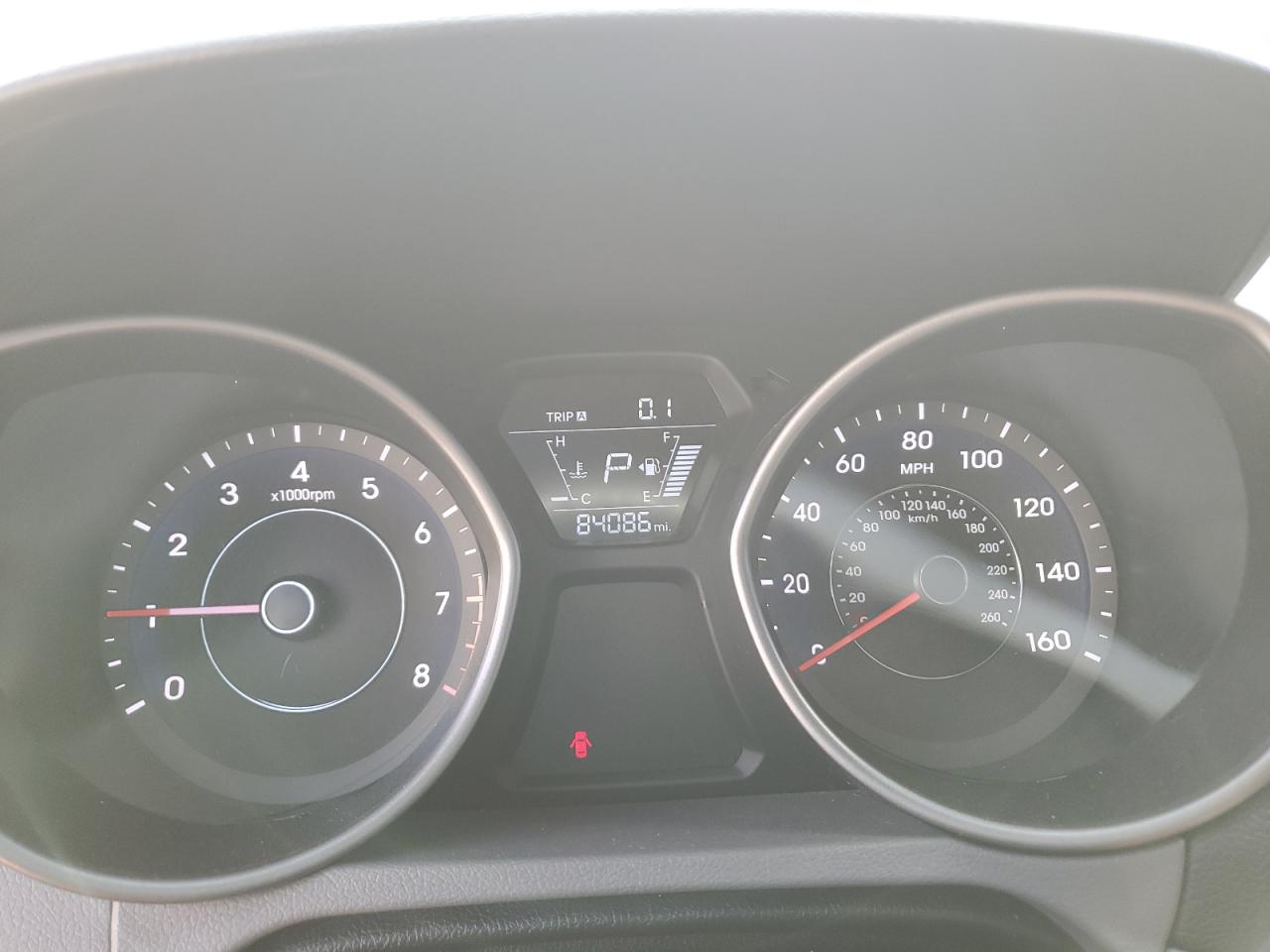 2016 Hyundai Elantra - Image 9