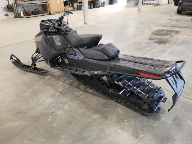 2021 SKIDOO SNOWMOBILE