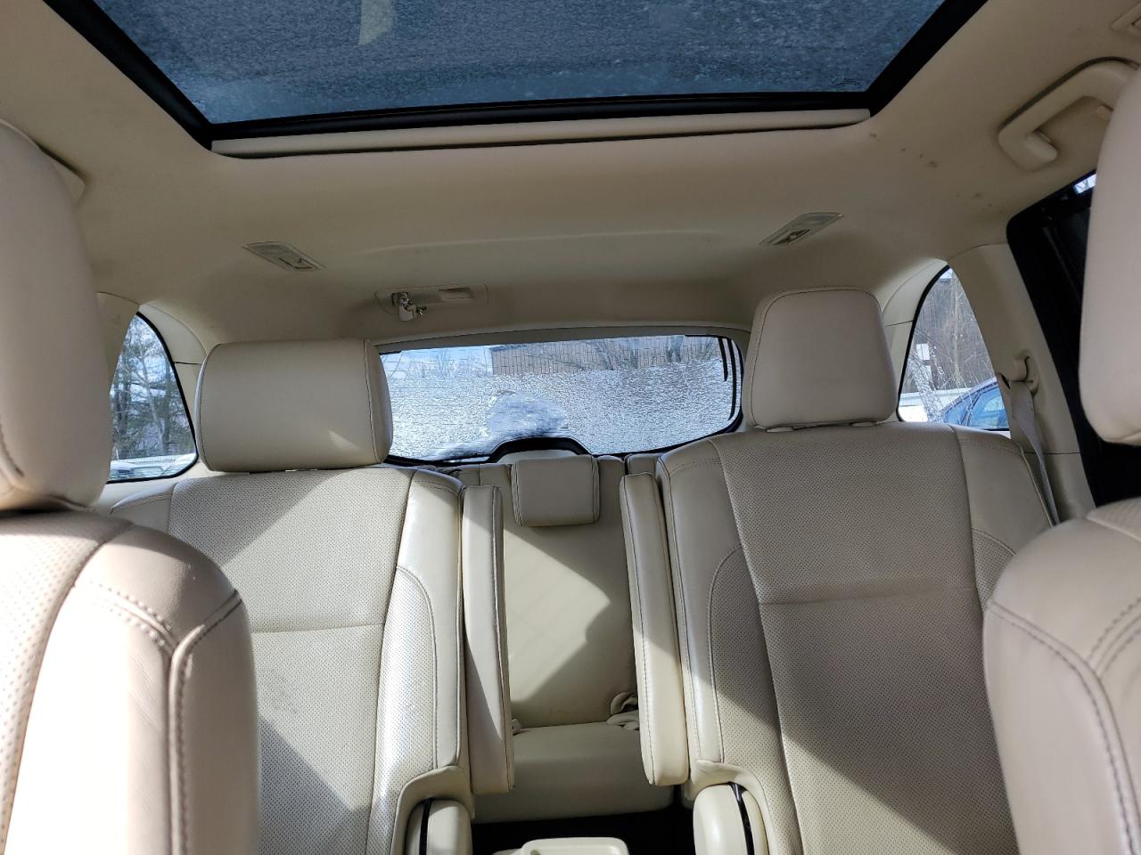 2015 Toyota Highlander - Image 10