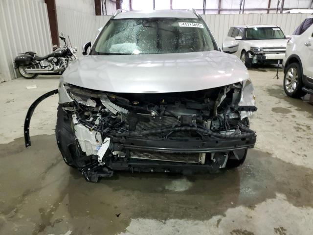  NISSAN ROGUE 2020 Srebrny