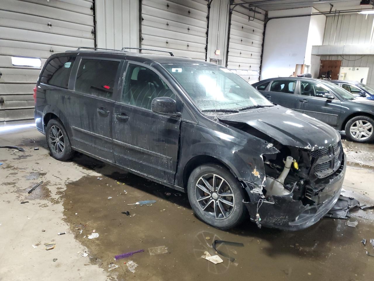 2017 Dodge Caravan - Image 4