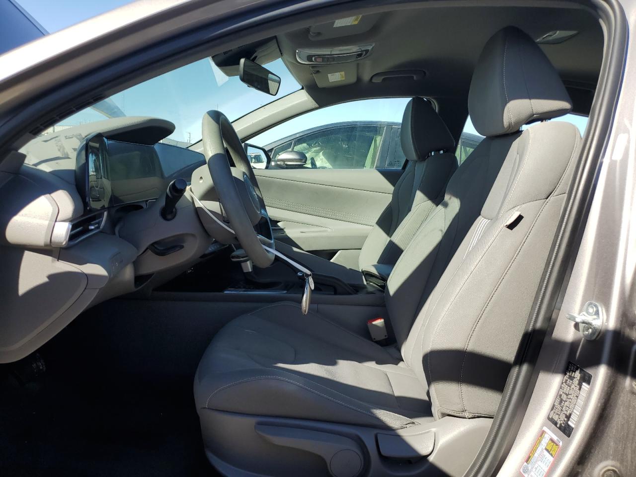 2024 Hyundai Elantra - Image 7