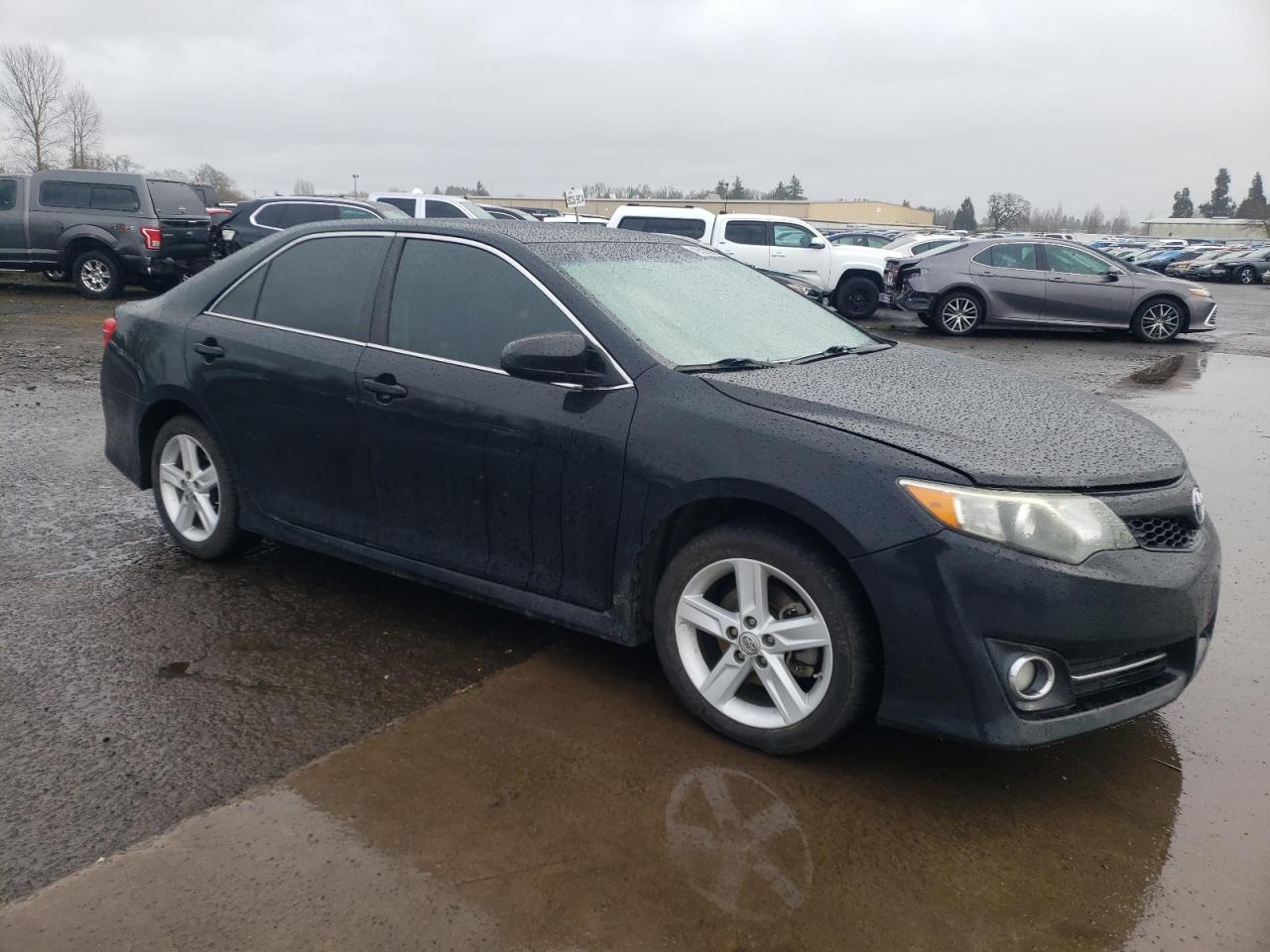 2014 Toyota Camry - Image 4