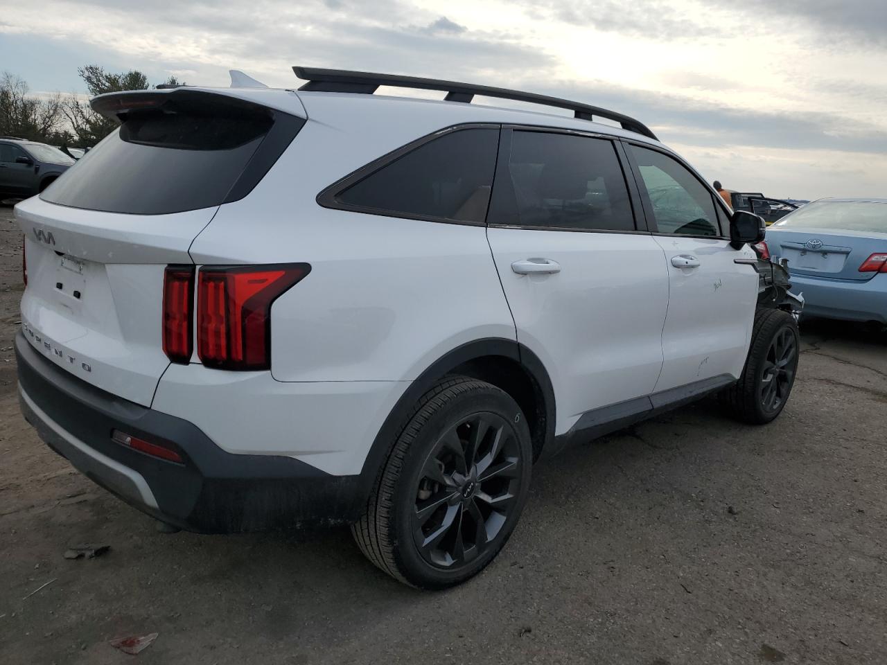 2022 Kia Sorento - Image 3