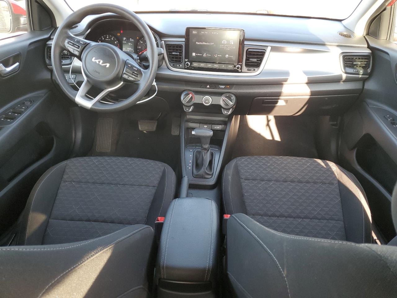 2023 Kia Rio - Image 8