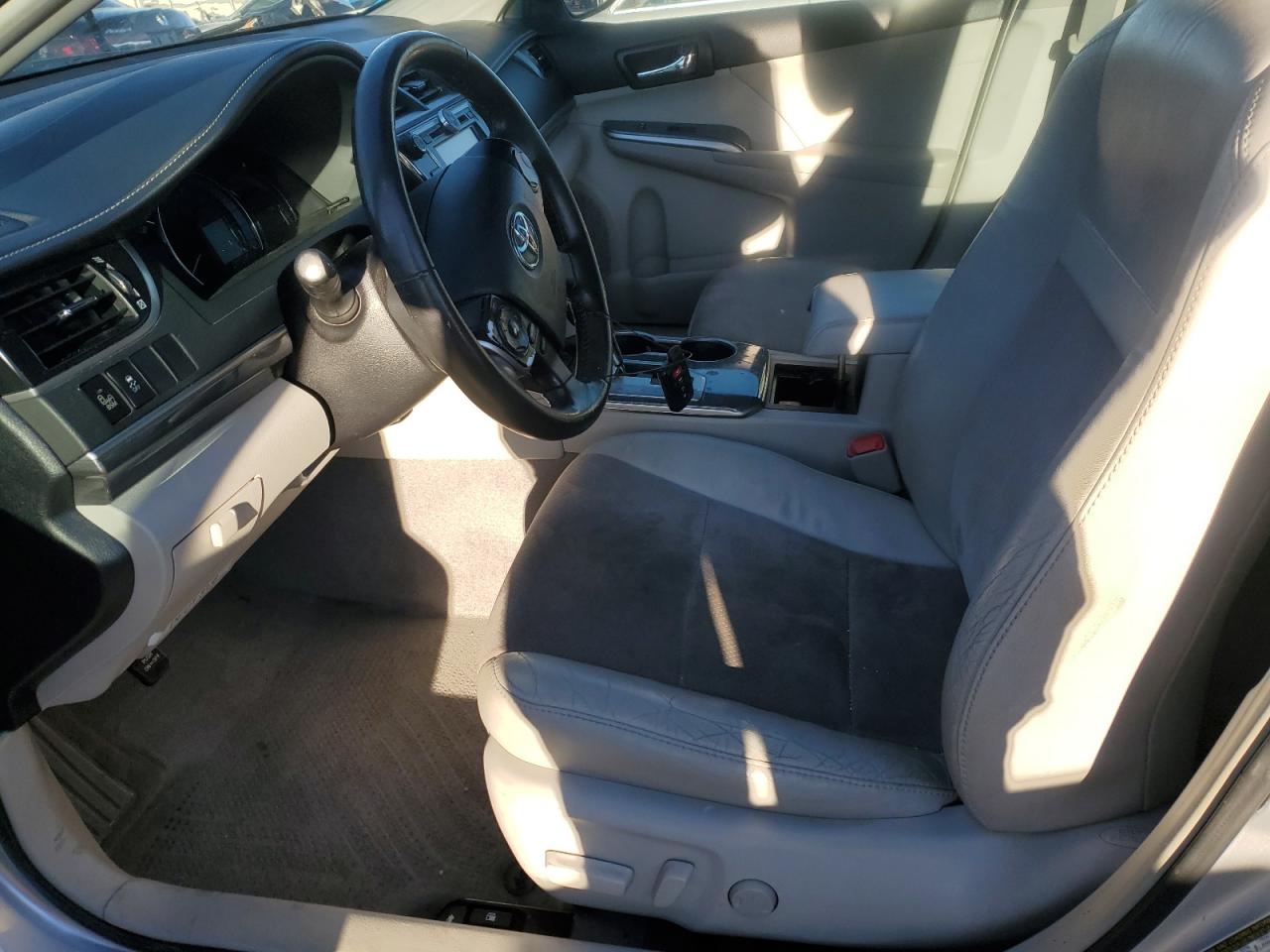 2013 Toyota Camry - Image 7