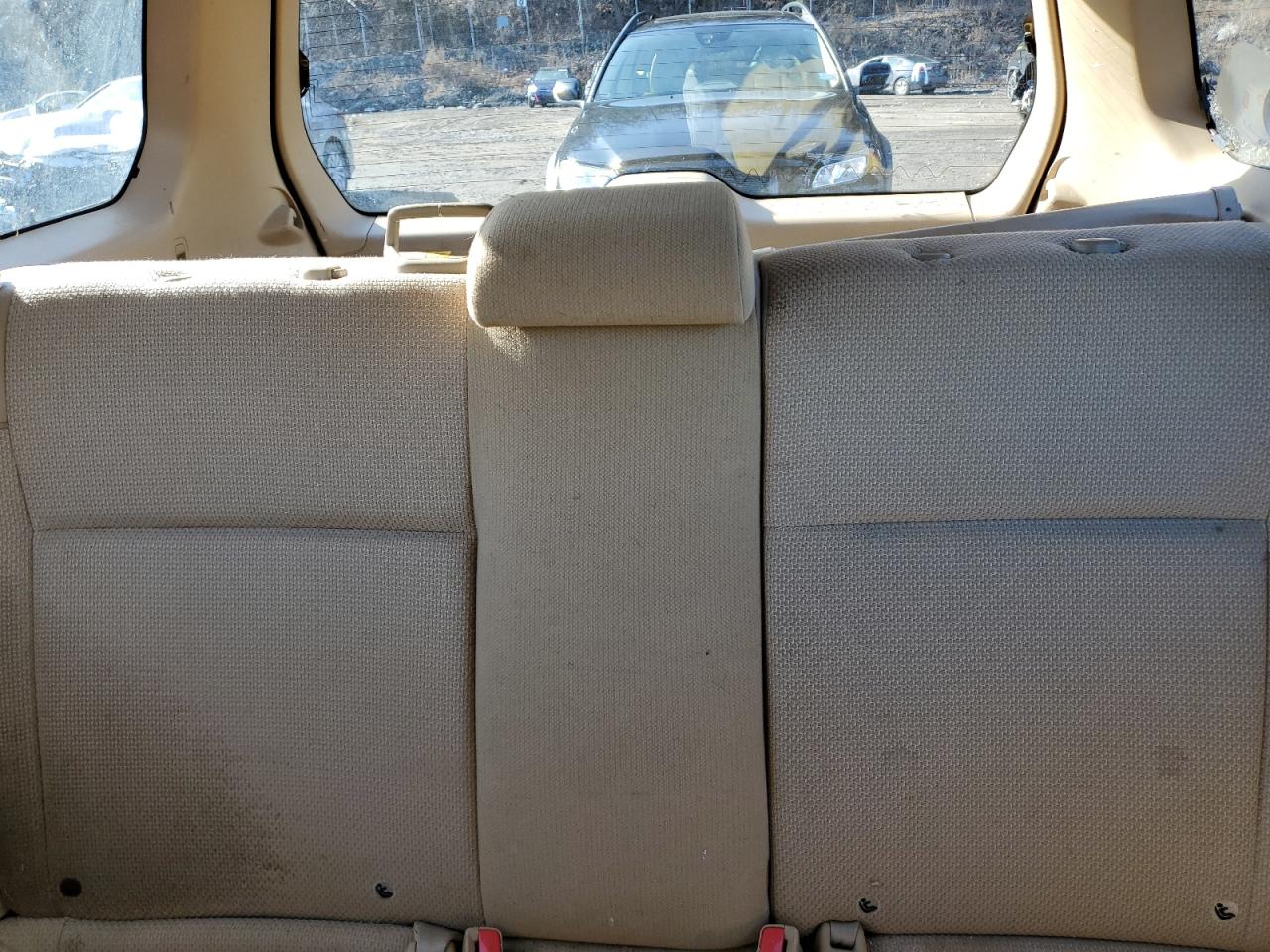 2004 Subaru Forester - Image 10