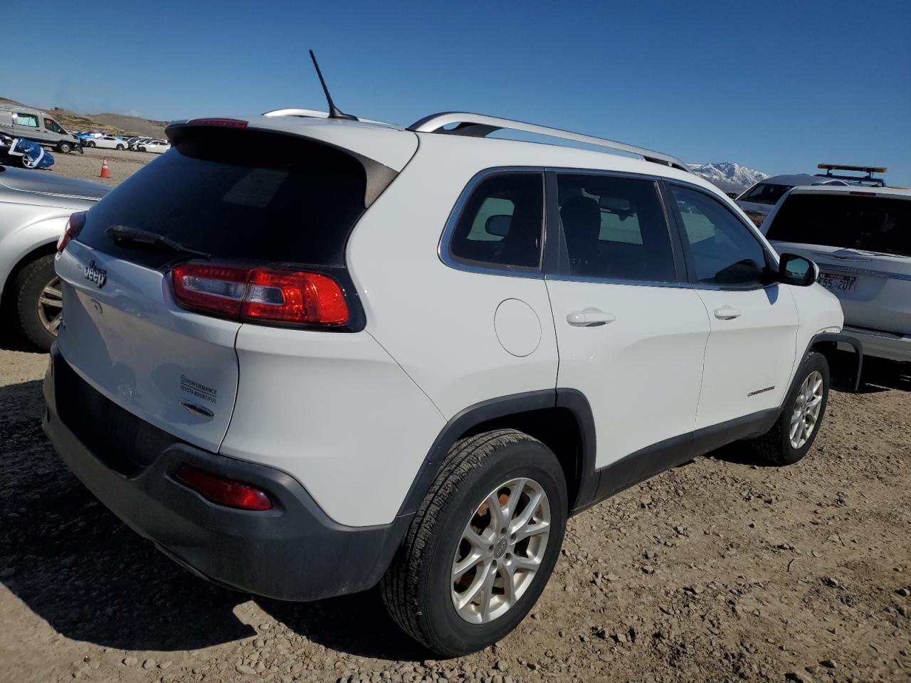 2015 Jeep Grand Cherokee - Image 3