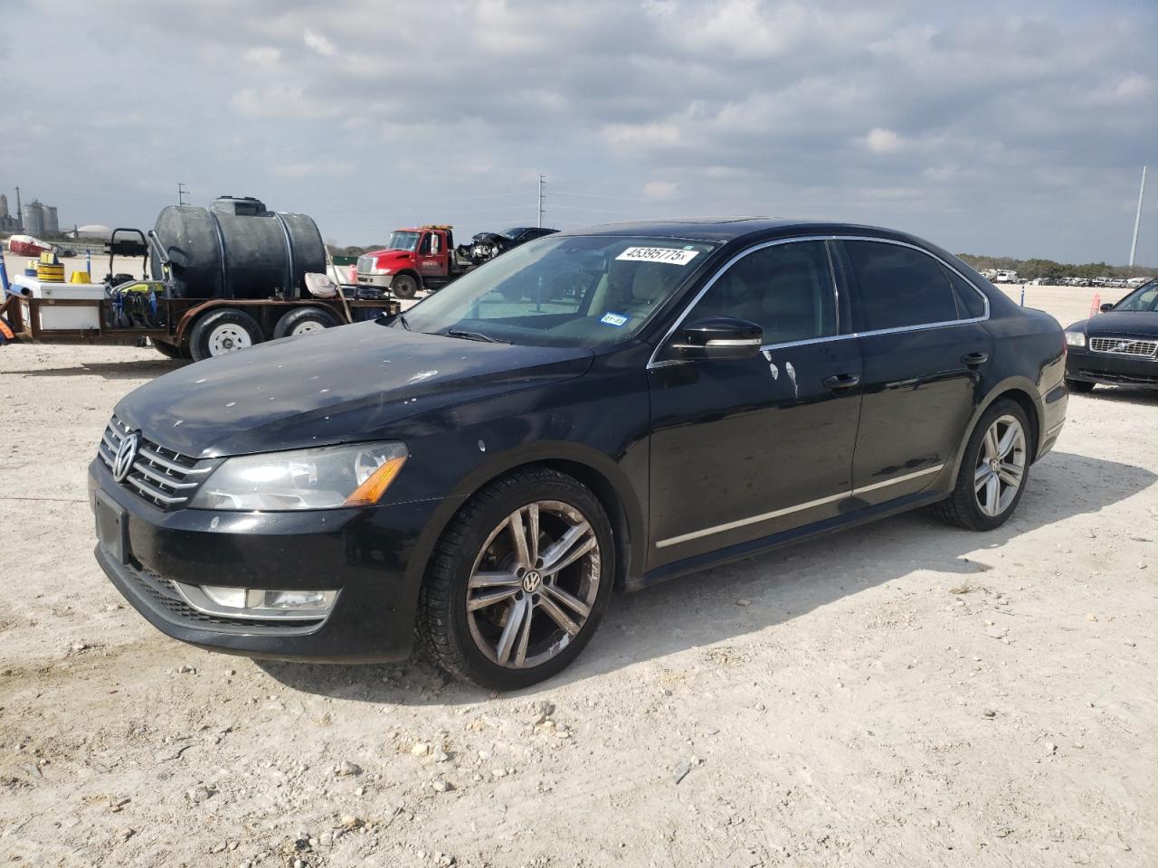 2014 Volkswagen Passat - Image 1