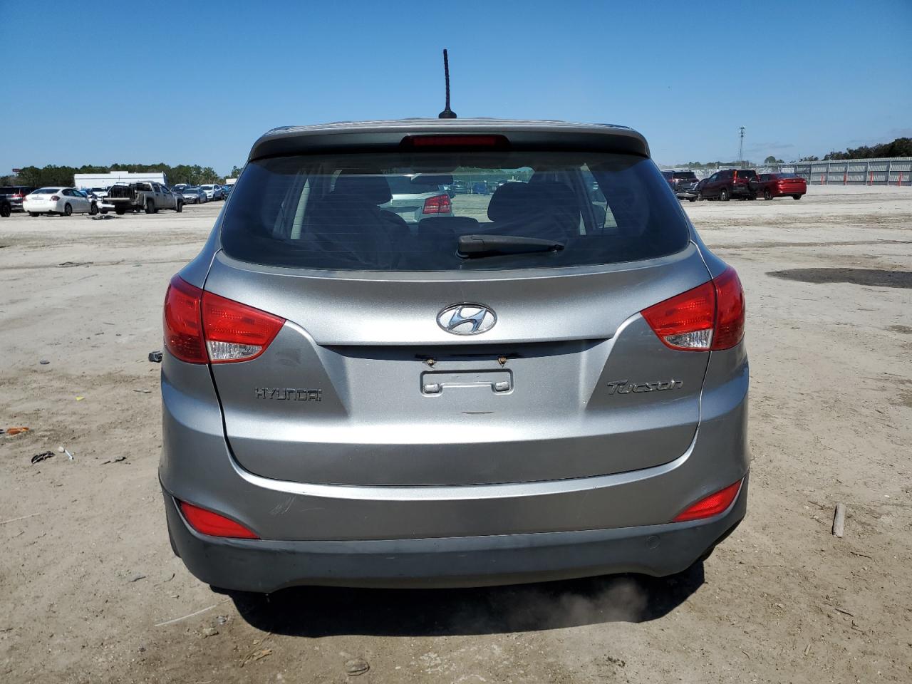 2011 Hyundai Tucson - Image 6