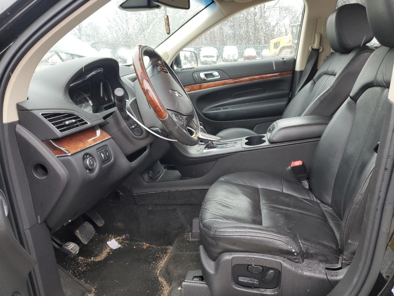 2015 Lincoln Mkt VIN: 2LMHJ5AT2FBL01771 Lot: 45933345