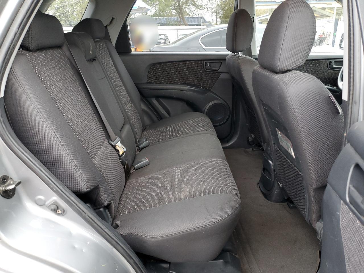 2007 Kia Sportage - Image 11