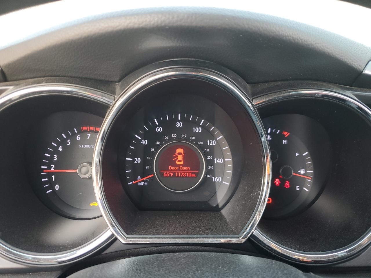 2013 Kia Optima - Image 9