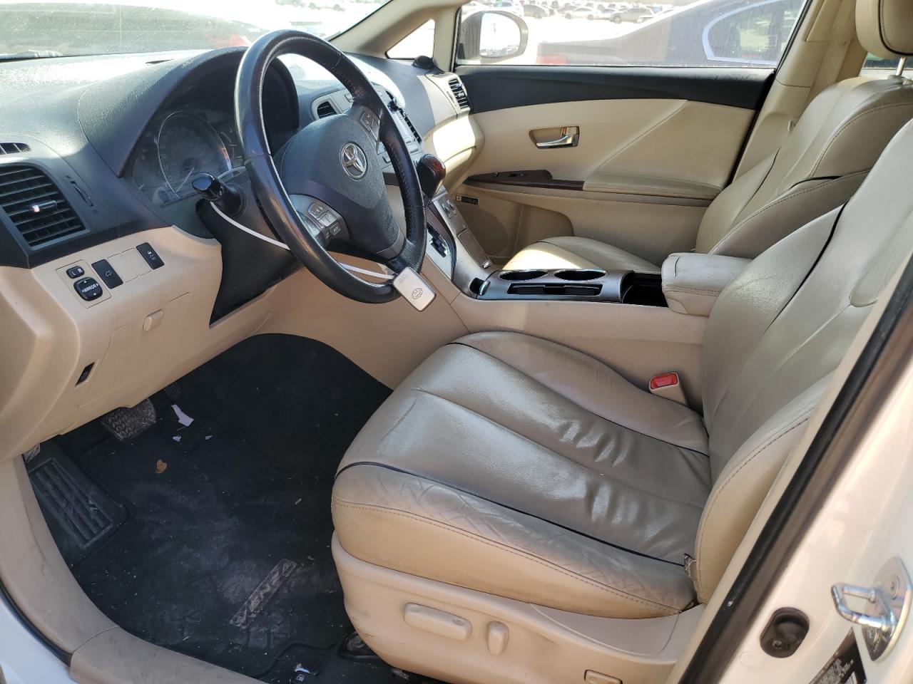 2010 Toyota Venza - Image 7