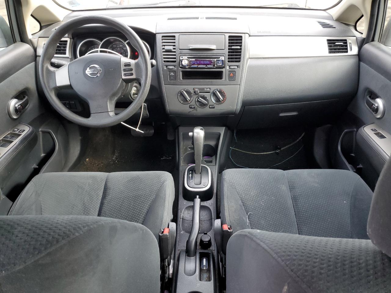 2010 Nissan Versa - Image 8