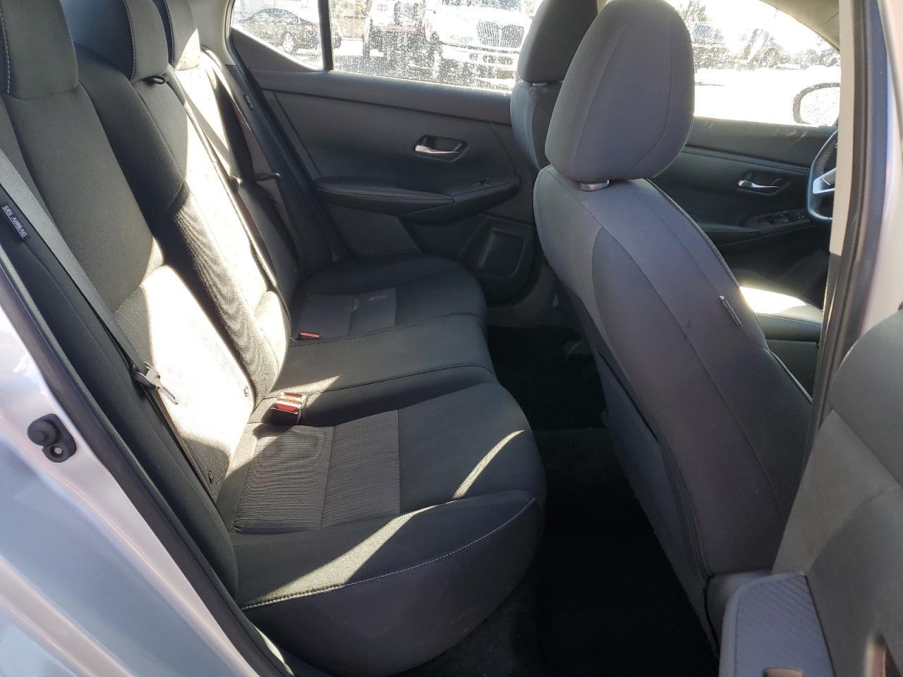 2021 Nissan Sentra - Image 10