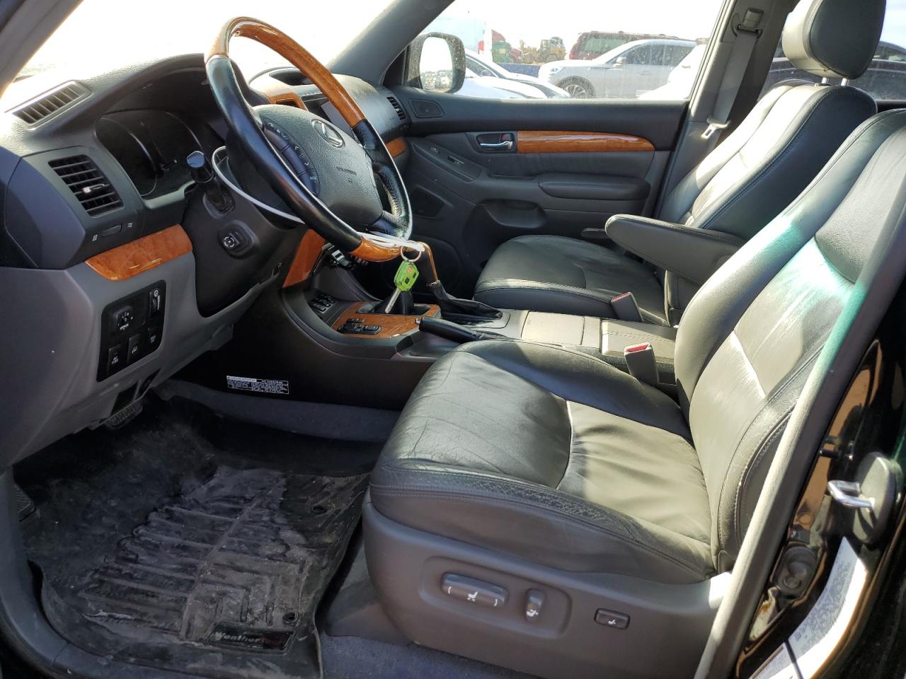 2005 Lexus GX - Image 7