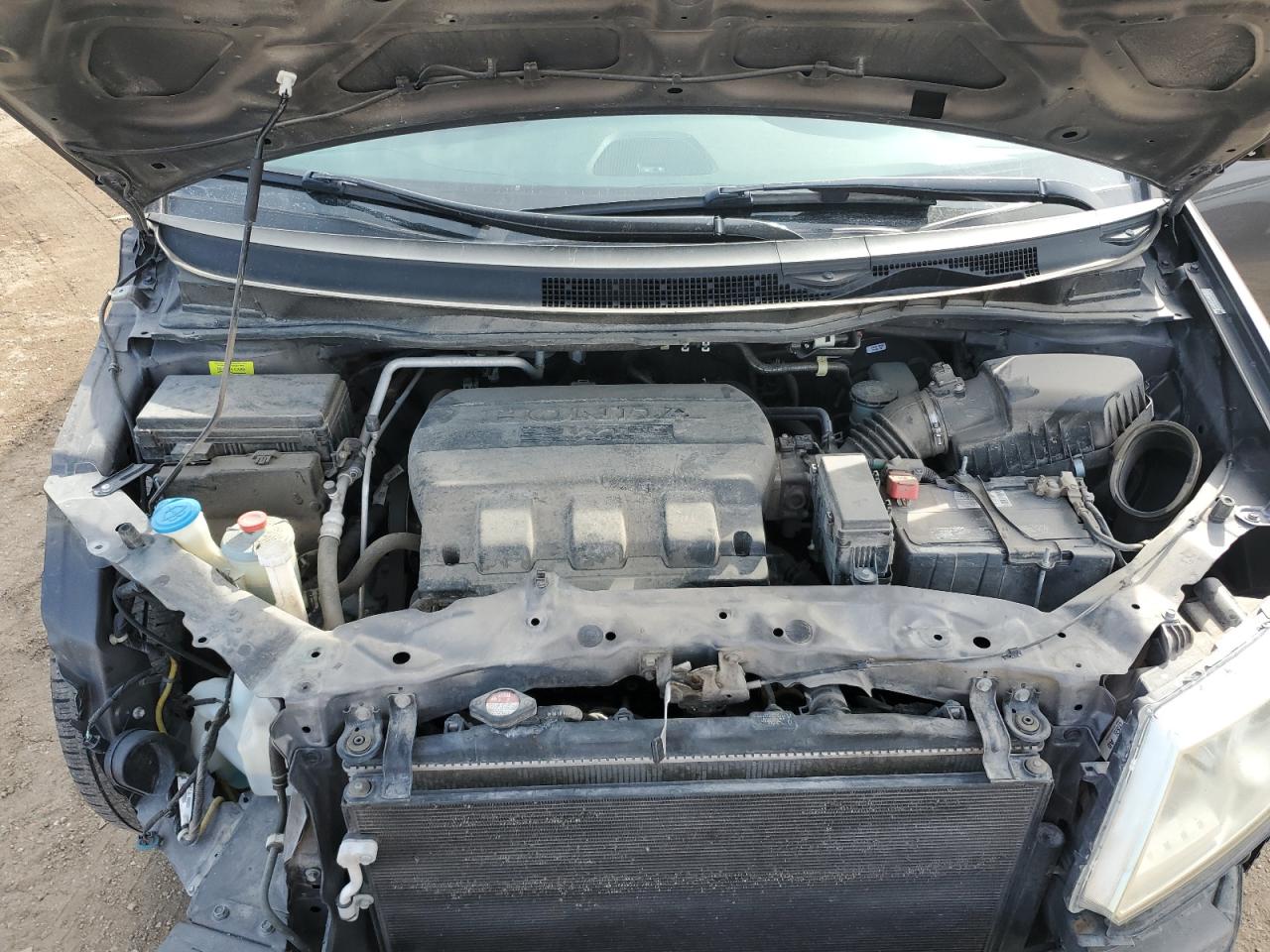 2012 Honda Odyssey - Image 12