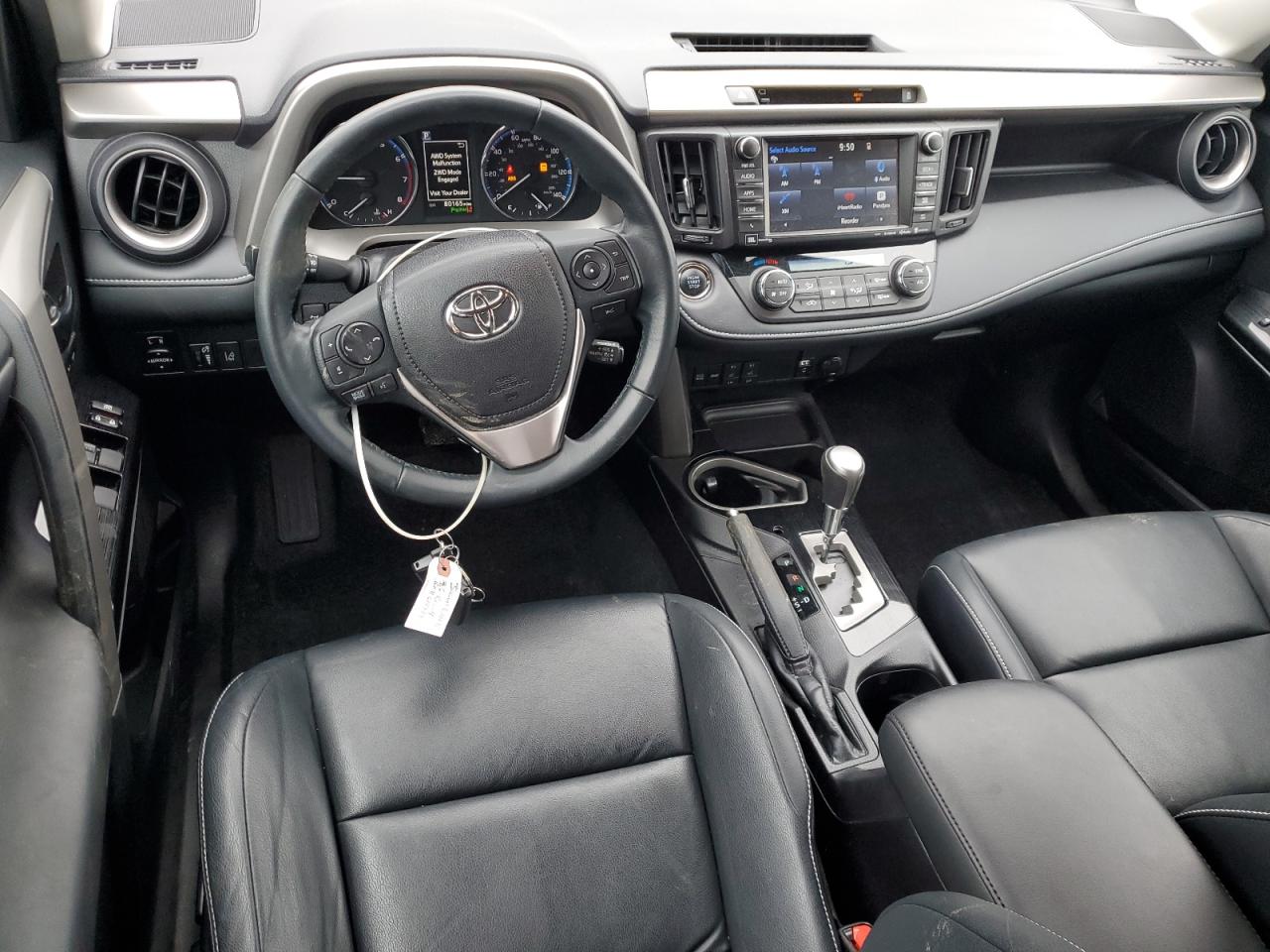 2016 Toyota RAV 4 - Image 8