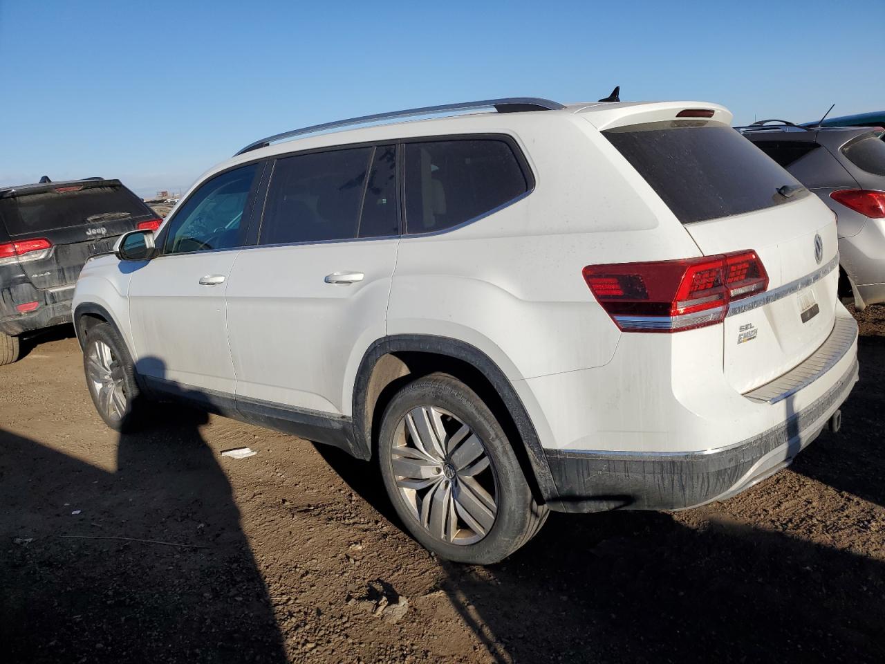 2020 Volkswagen Atlas - Image 2