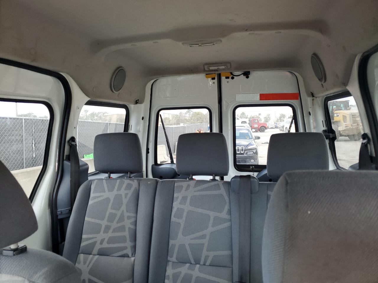 2013 Ford Transit - Image 10