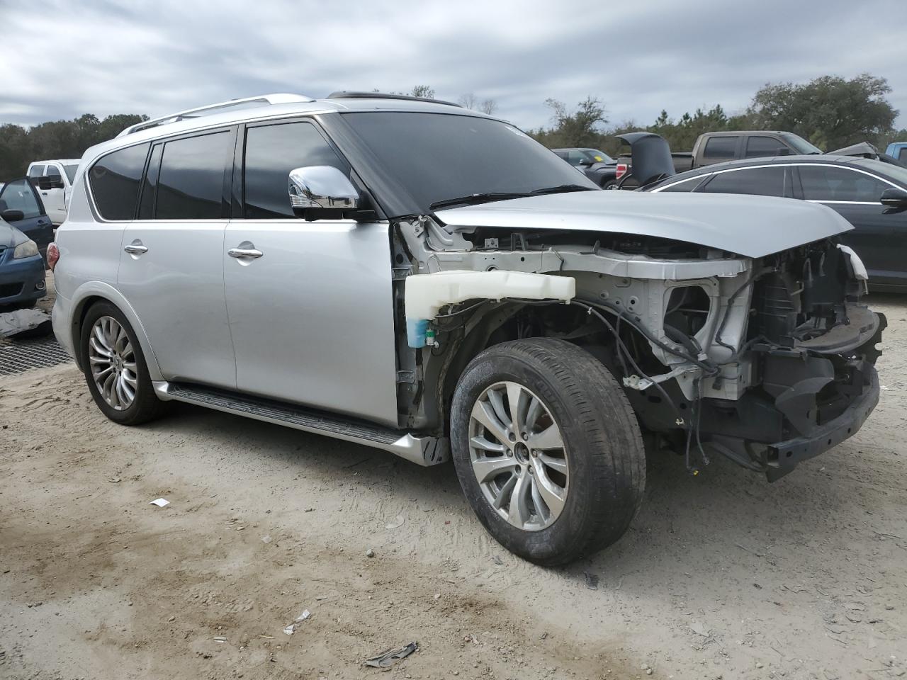 2016 Infiniti QX80 - Image 4