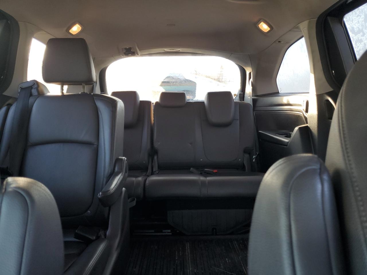 2018 Honda Odyssey - Image 10