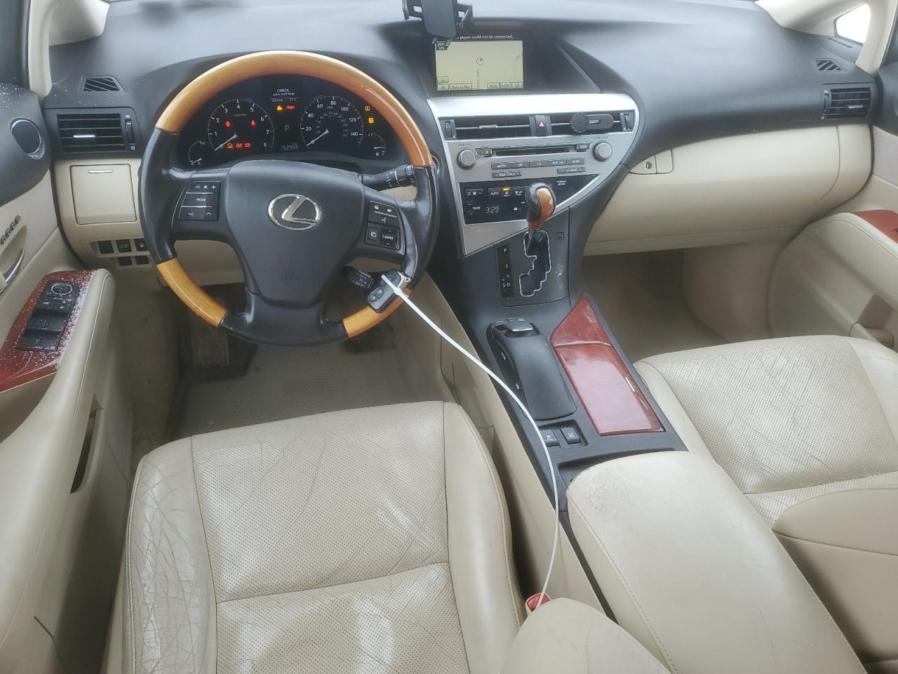 2010 Lexus RX - Image 8