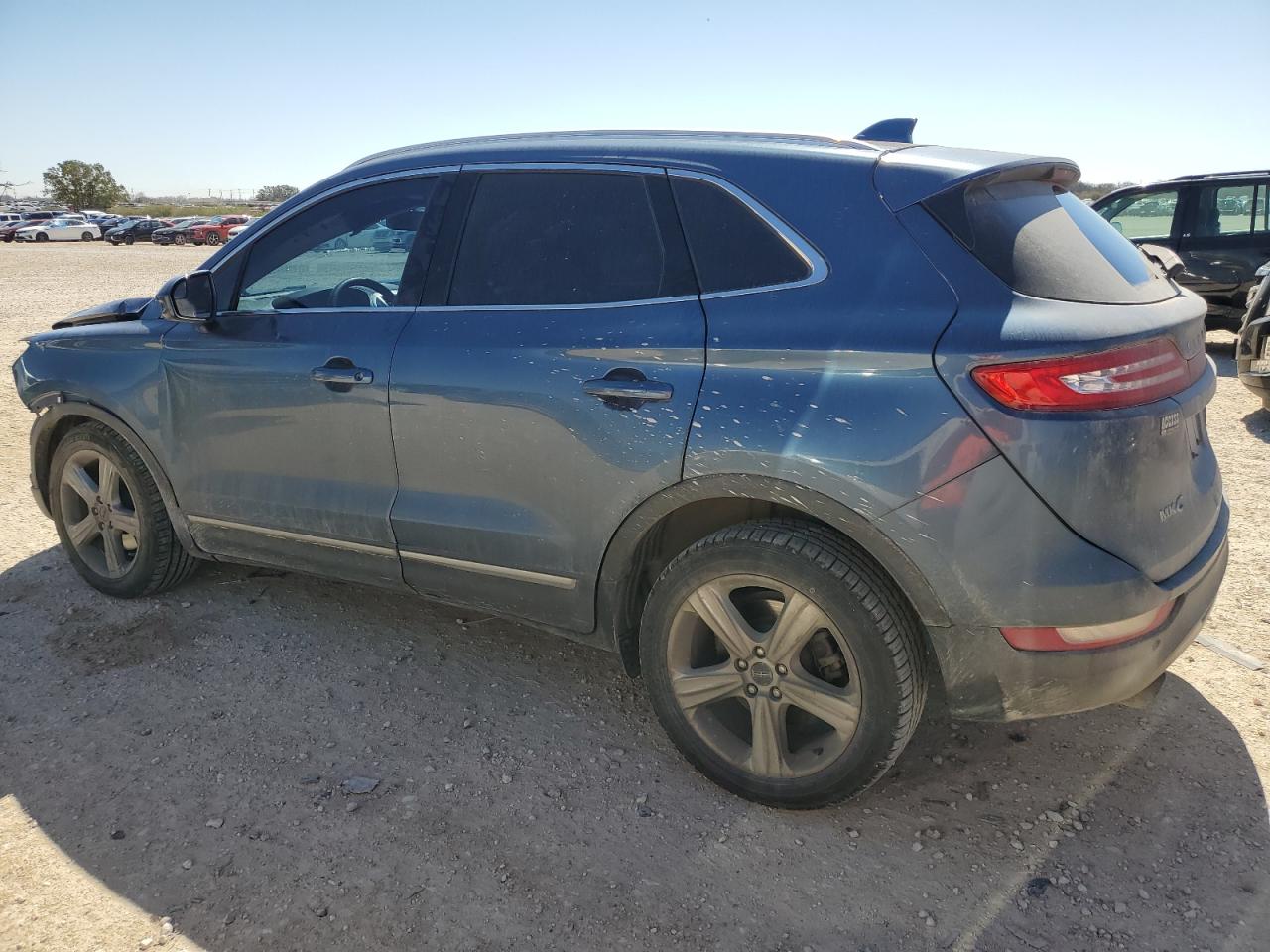2018 Lincoln MKC - Image 2