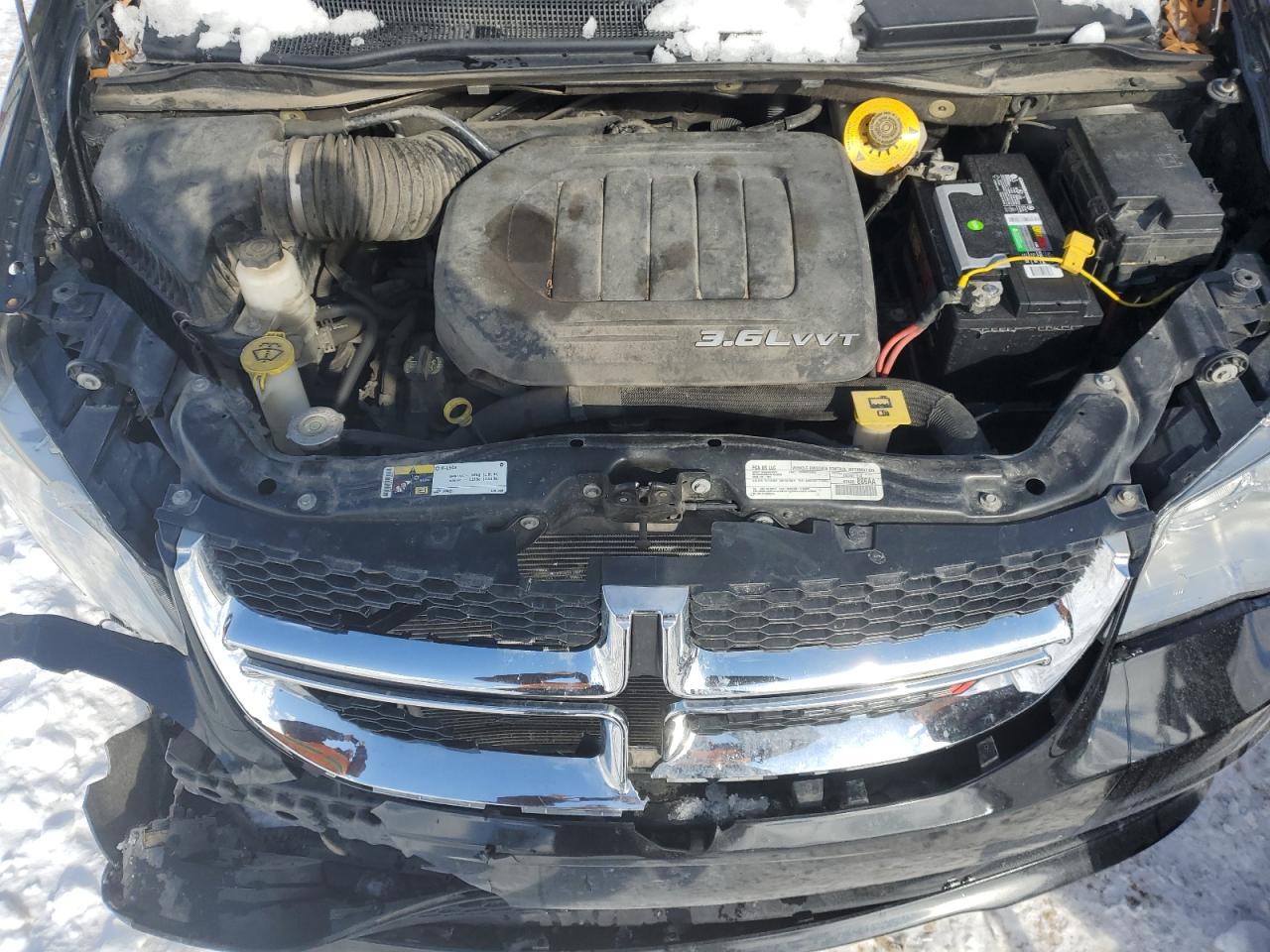 2017 Dodge Caravan - Image 12