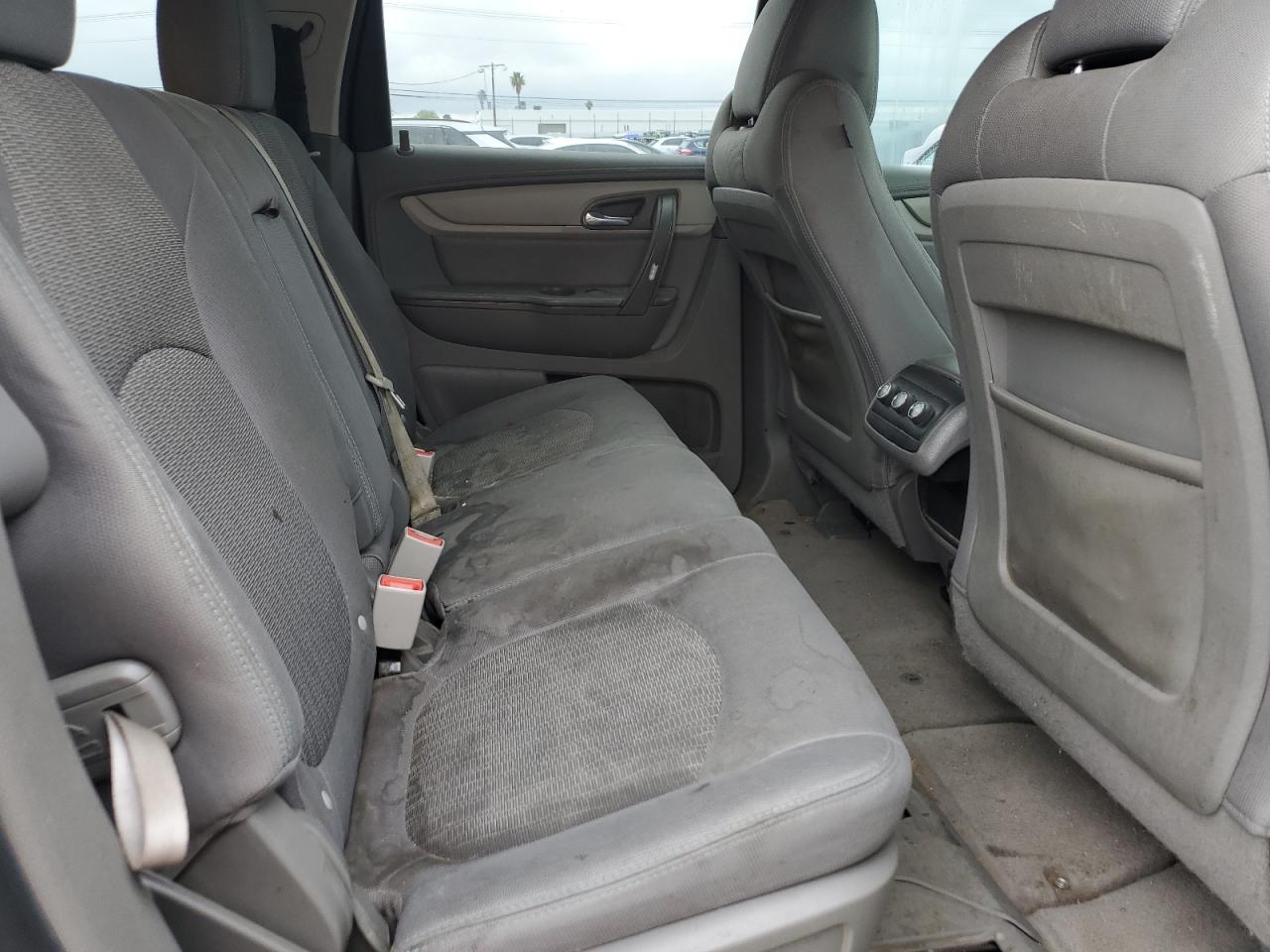 2017 Chevrolet Traverse - Image 11