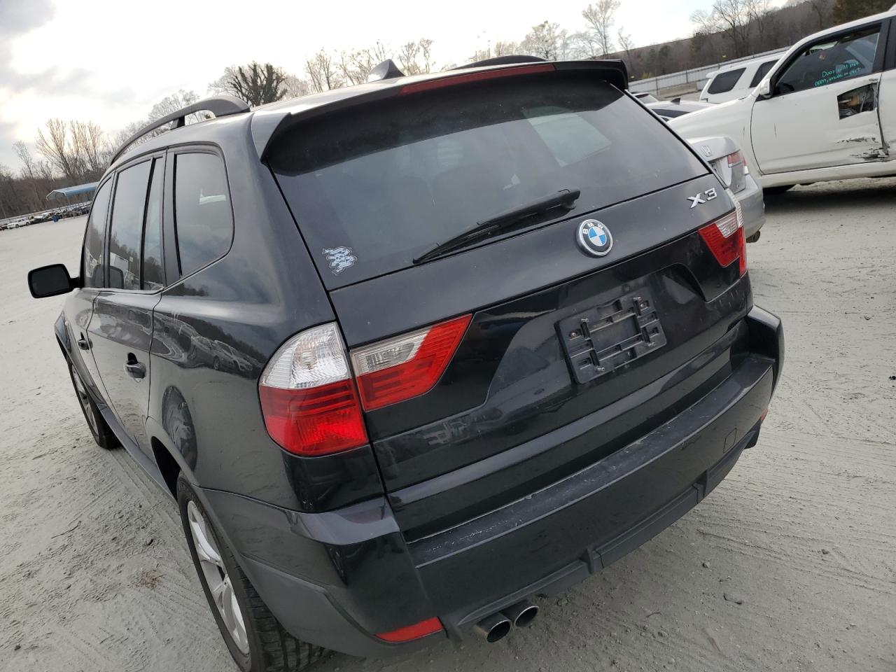 2009 BMW X3 - Image 2