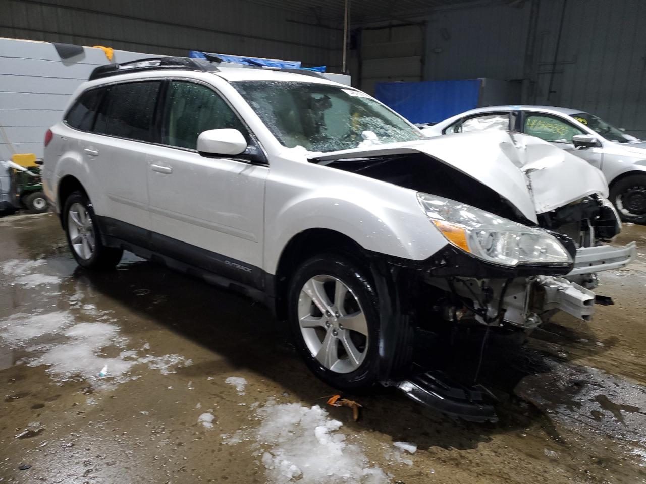 2013 Subaru Outback - Image 4