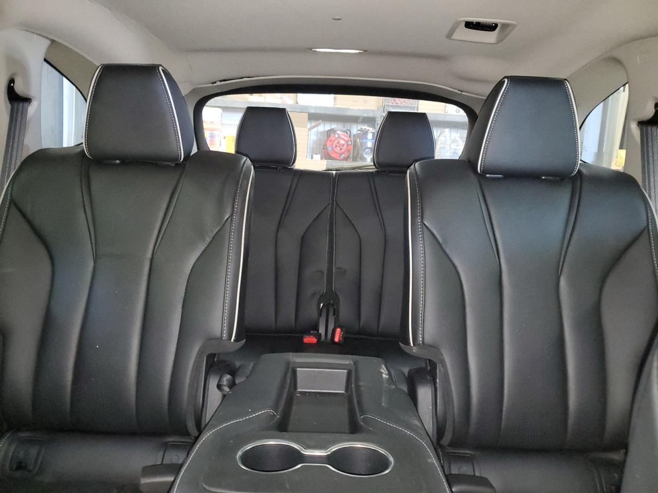 2023 Acura MDX - Image 10