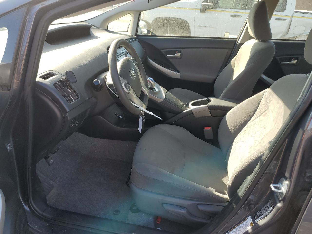 2015 Toyota Prius - Image 7