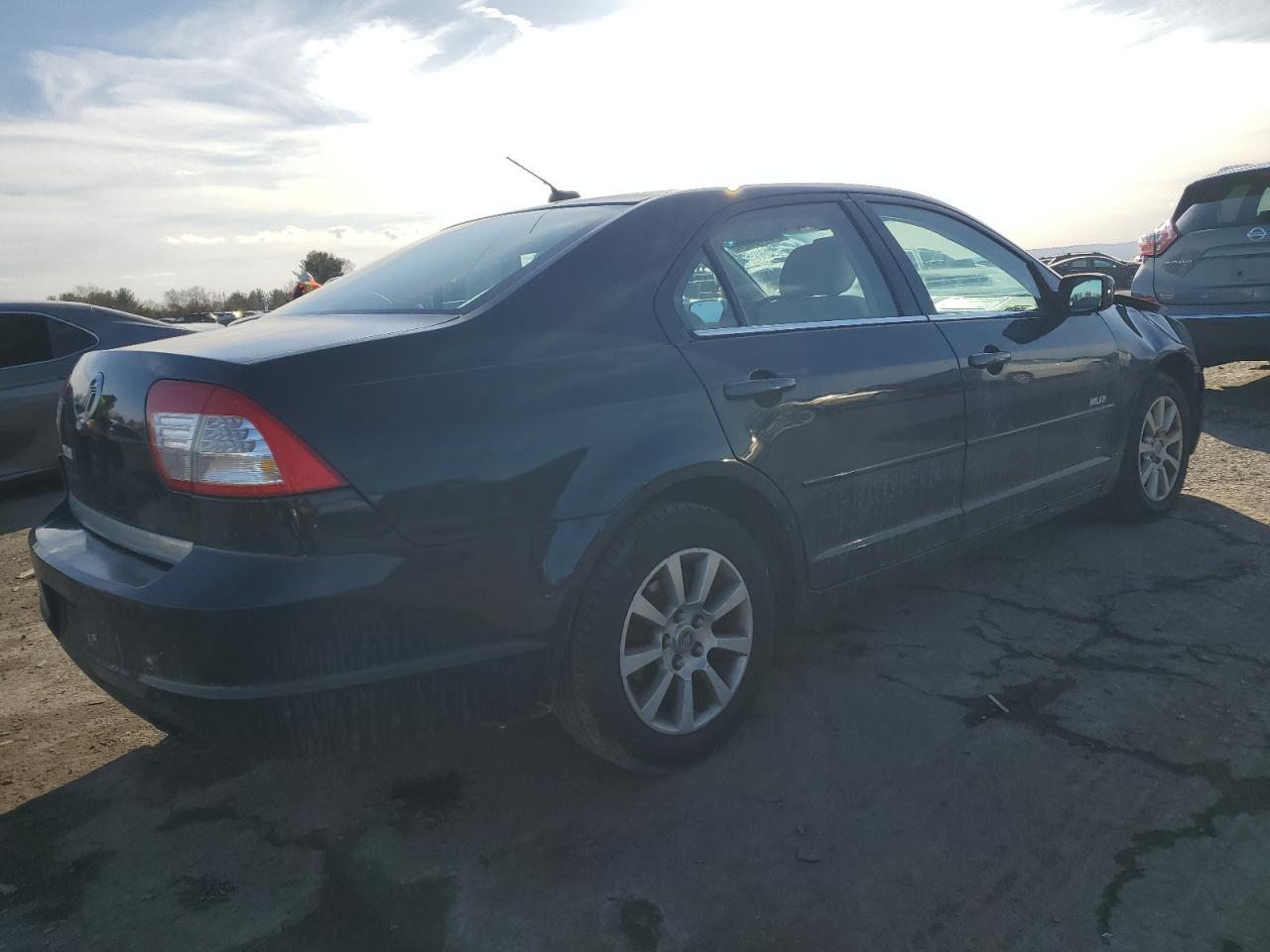 2008 Mercury Milan - Image 3