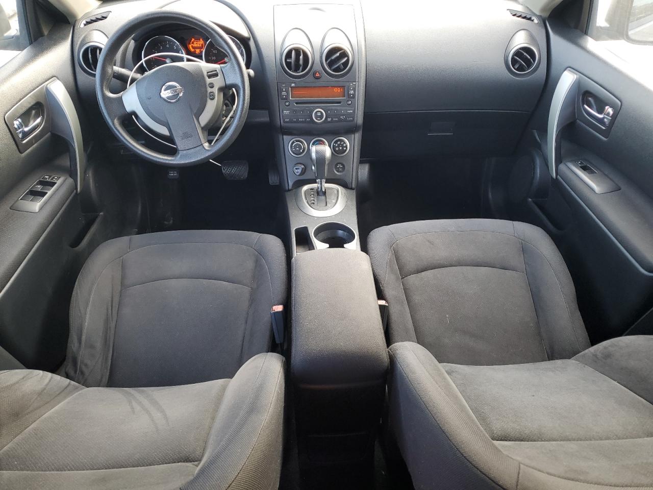 2010 Nissan Rogue - Image 8