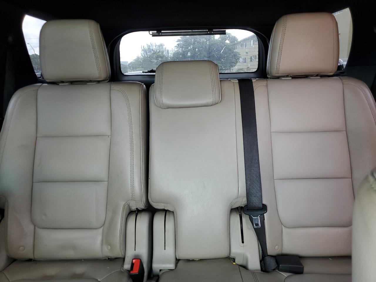 2011 Ford Explorer - Image 10